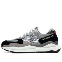 حذاء New Balance x A Bathing Ape مقاس 57/40 "رمادي" M5740BAP