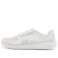 (WMNS) حذاء رياضي Crocs LiteRide Pacer باللون الأبيض 205234-1CN