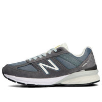 حذاء نيو بالانس 990 v5 "أسود أزرق" M990BE5