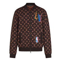 جاكيت رجالي من LOUIS VUITTON x NBA FW21 باللون البني 1A8WYN