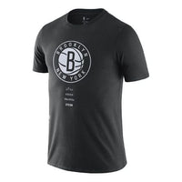تي شيرت Nike Brooklyn Nets رجالي كاجوال مطبوع برقبة دائرية وأكمام قصيرة باللون الأسود CK7938-010
