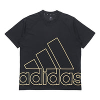 تي شيرت رياضي أنيق مطبوع عليه شعار U من adidas، برقبة دائرية وأكمام قصيرة، باللون الأسود GU4291