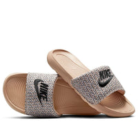 (WMNS) حذاء Nike Victori One Slide "متحدون في النصر" FB2558-200
