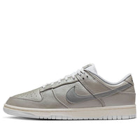 حذاء Nike Dunk Low SE "Metallic Silver" DX3197-095