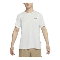تي شيرت Nike رجالي أبيض جبلي بأكمام قصيرة ورقبة دائرية وطبعة أبجدية DX6305-121