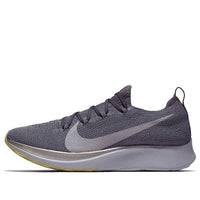 حذاء Nike Zoom Fly Flyknit "رمادي غامق" AR4561-002