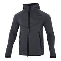 جاكيت Nike Therma-Fit Tech Pack للتدريب الرياضي للرجال، مع غطاء رأس دافئ، باللون الرمادي DD6635-060