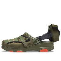 حذاء Crocs BEAMS x Classic العسكري متعدد التضاريس "أخضر عسكري" 207448-309