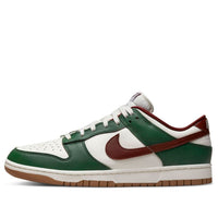 حذاء Nike Dunk Low 'Gorge Green Team Red' FB7160-161