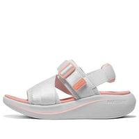 (WMNS) صندل Skechers Max Cushioning Essential باللون الرمادي والوردي 141603-WMLT