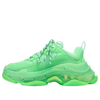 (WMNS) حذاء رياضي Balenciaga Triple S Clear Sole باللون الأخضر النيون 544351W2CF13801