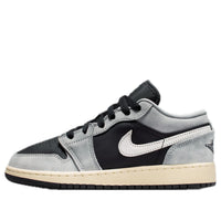 (GS) Air Jordan 1 Low SE 'Light Smoke Grey' HQ2021-012